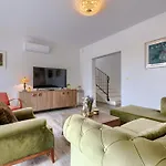 Ardiletta By Interhome Villa Poreč