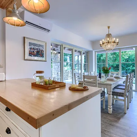 Ardiletta By Interhome * Poreč