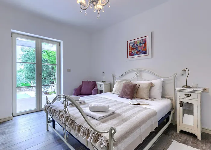 Ardiletta By Interhome Porec