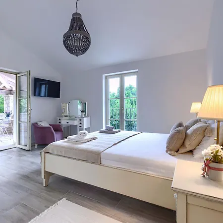 Ardiletta By Interhome Poreč